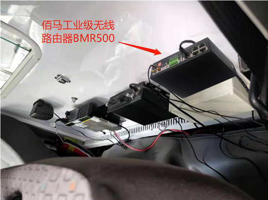 佰馬工業(yè)路由器在救護(hù)車上應(yīng)用.jpg