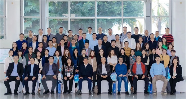 廈門物聯(lián)網協(xié)會會員代表合影.jpg 廈門物聯(lián)網協(xié)會會員代表合影.jpg