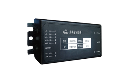 單/雙燈控制器，對所接負(fù)載（燈具）實(shí)現(xiàn)單獨(dú)送電與斷電操作、LED燈具無極調(diào)光、燈具電參量采集、燈桿監(jiān)測控制、遠(yuǎn)程在線升級等功能。