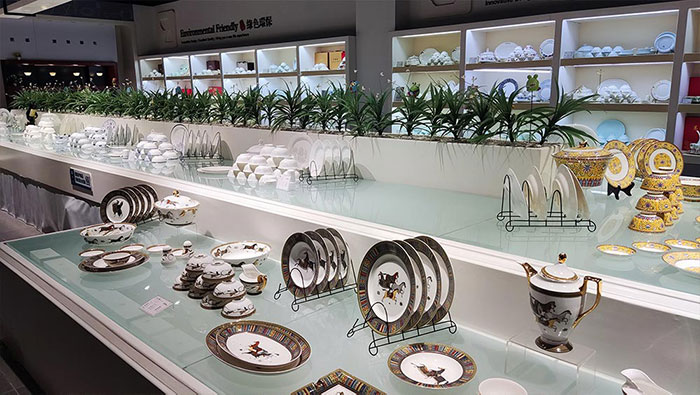 陶瓷器具.jpg 陶瓷器具.jpg