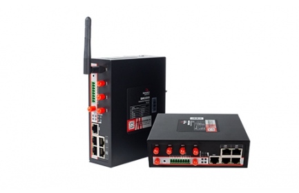 佰馬BMG5000系列5G網(wǎng)關(guān)，支持 5G NSA 和 SA 模式，協(xié)助客戶基于5G的高速率、低延時(shí)、大帶寬優(yōu)勢，打造5G智慧城市、5G智能交通、5G智慧園區(qū)、5G智能制造、5G遠(yuǎn)程醫(yī)療等物聯(lián)網(wǎng)應(yīng)用，讓5G成為核心生產(chǎn)力。