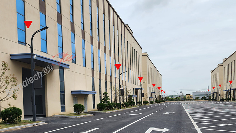 智慧工業(yè)園智慧桿路燈桿.jpg