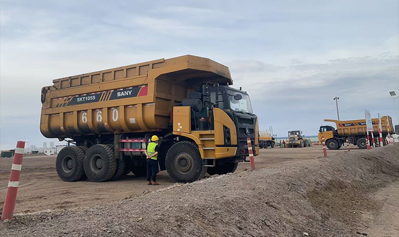 礦場運(yùn)輸車工程車.jpg